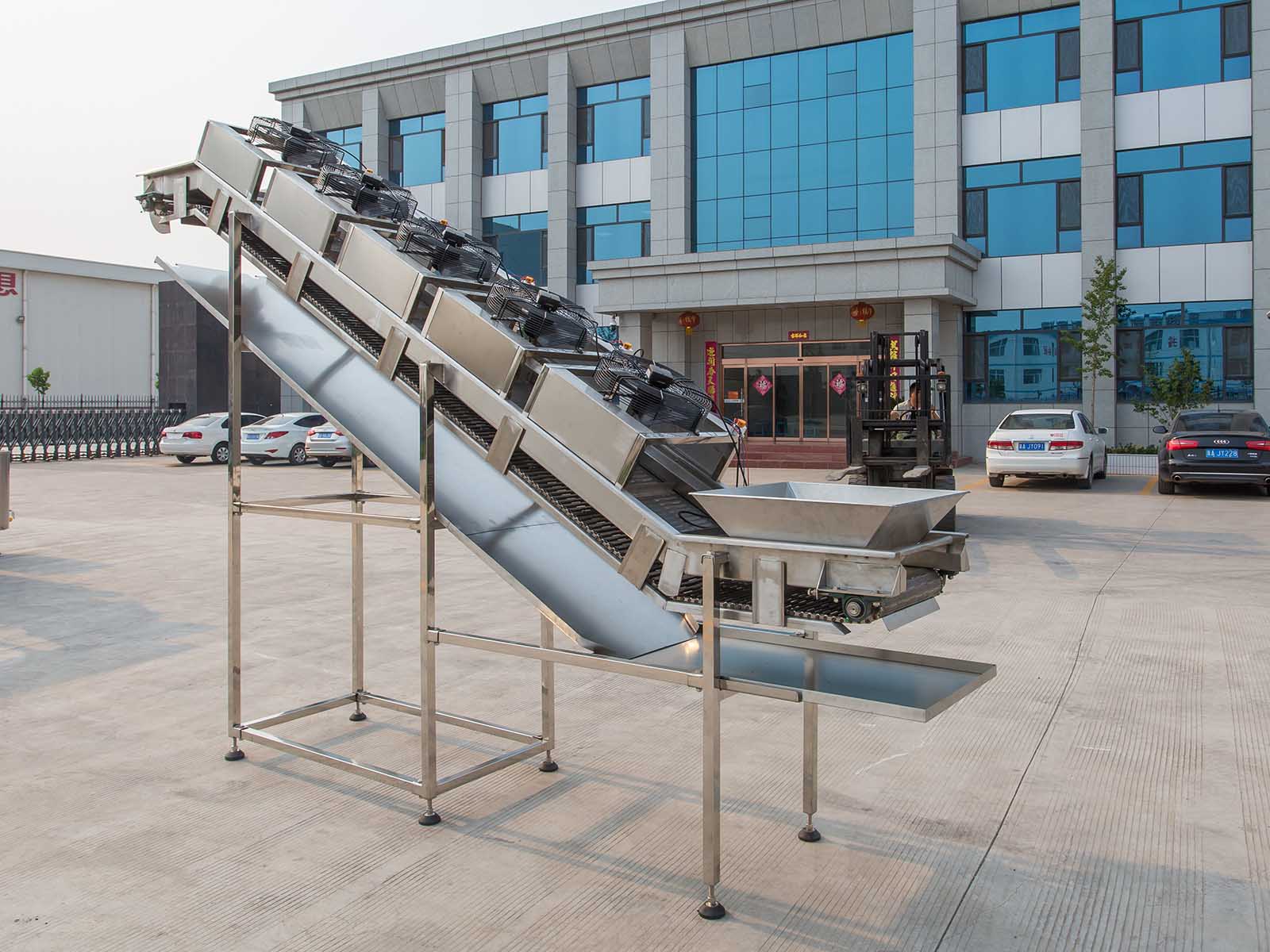 輸送機